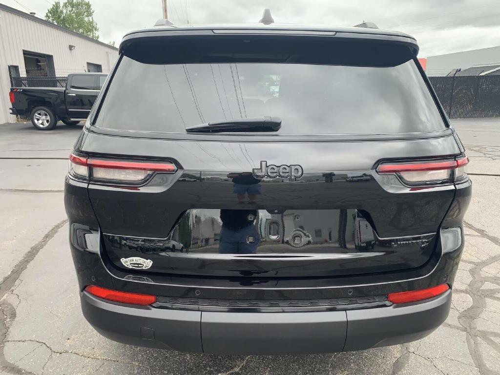 2023 Jeep Grand Cherokee Image 9