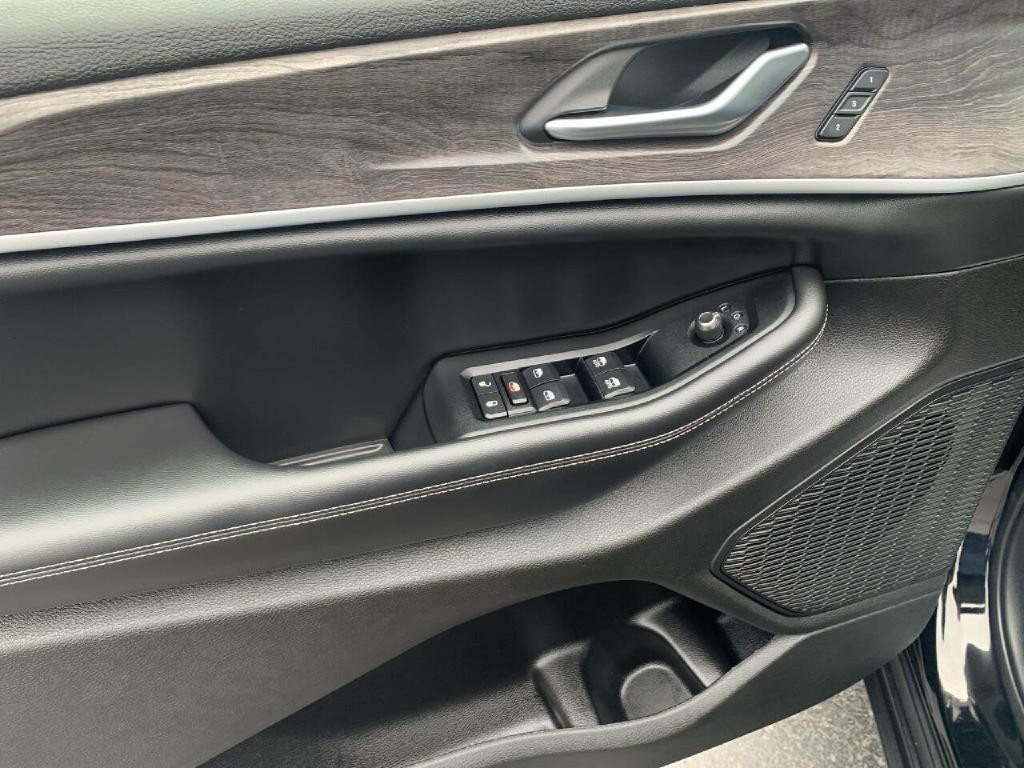 2023 Jeep Grand Cherokee Image 12