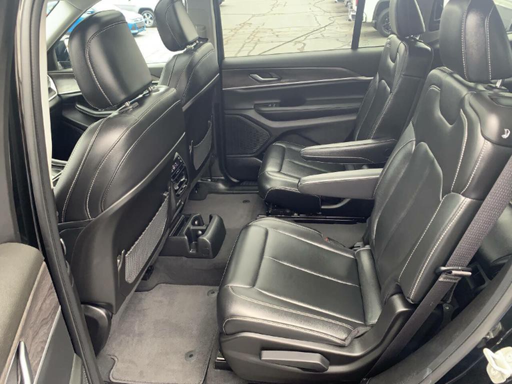 2023 Jeep Grand Cherokee Image 21