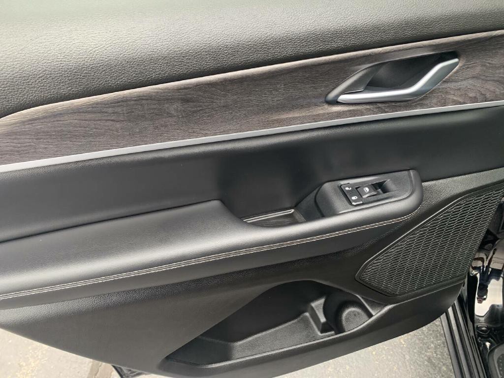 2023 Jeep Grand Cherokee Image 25