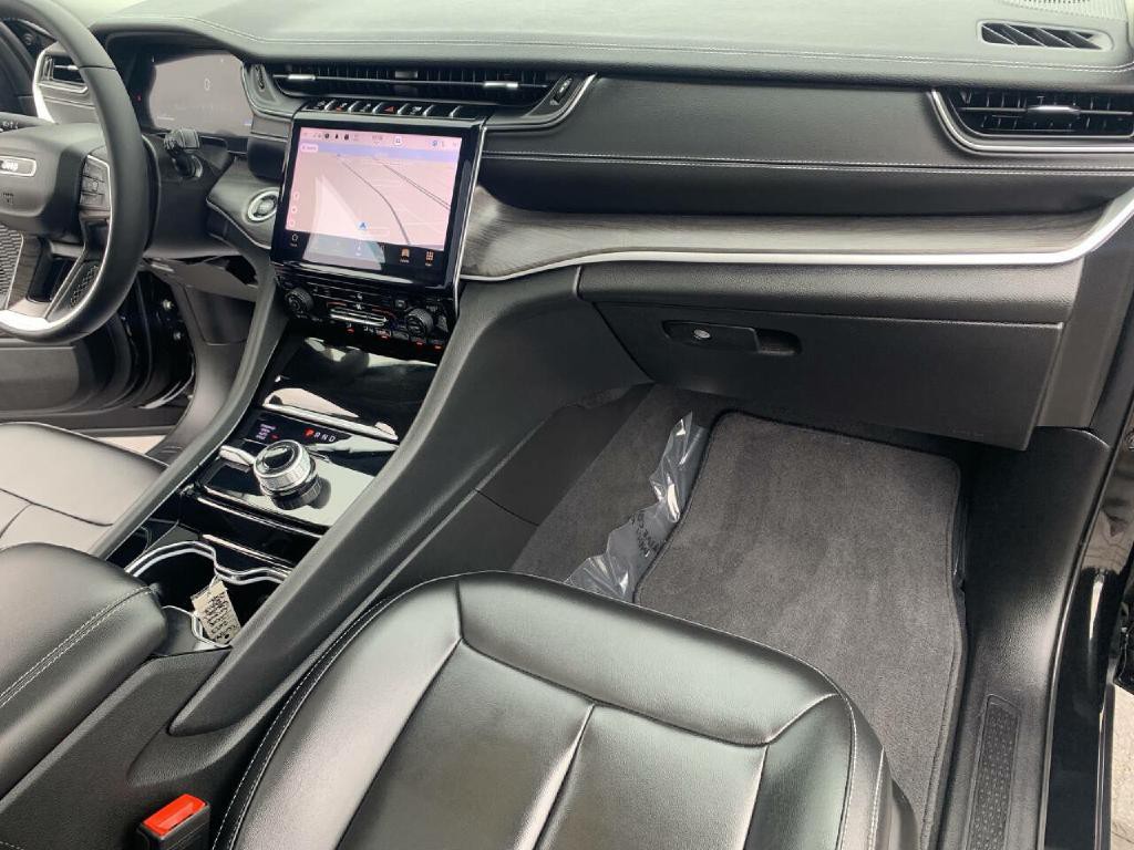 2023 Jeep Grand Cherokee Image 36