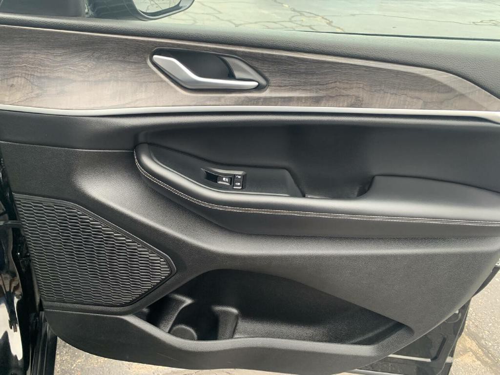 2023 Jeep Grand Cherokee Image 37