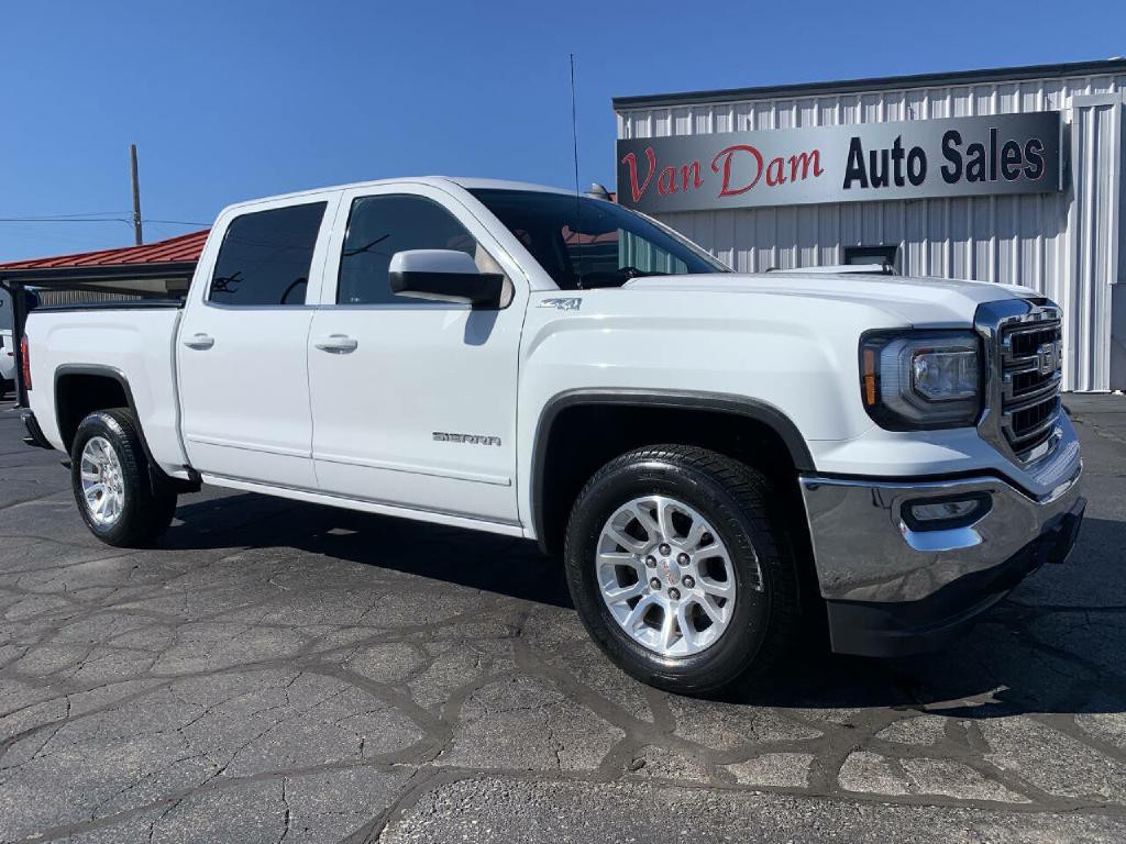 2017 GMC Sierra 1500 Image 2