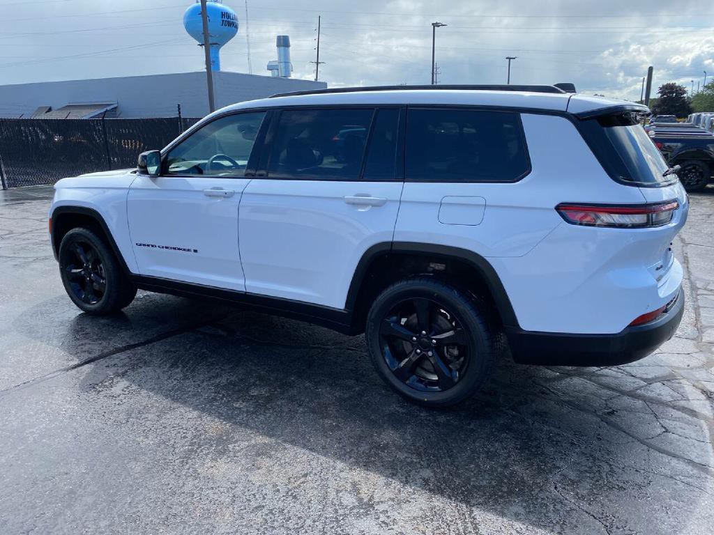 2023 Jeep Grand Cherokee Image 8