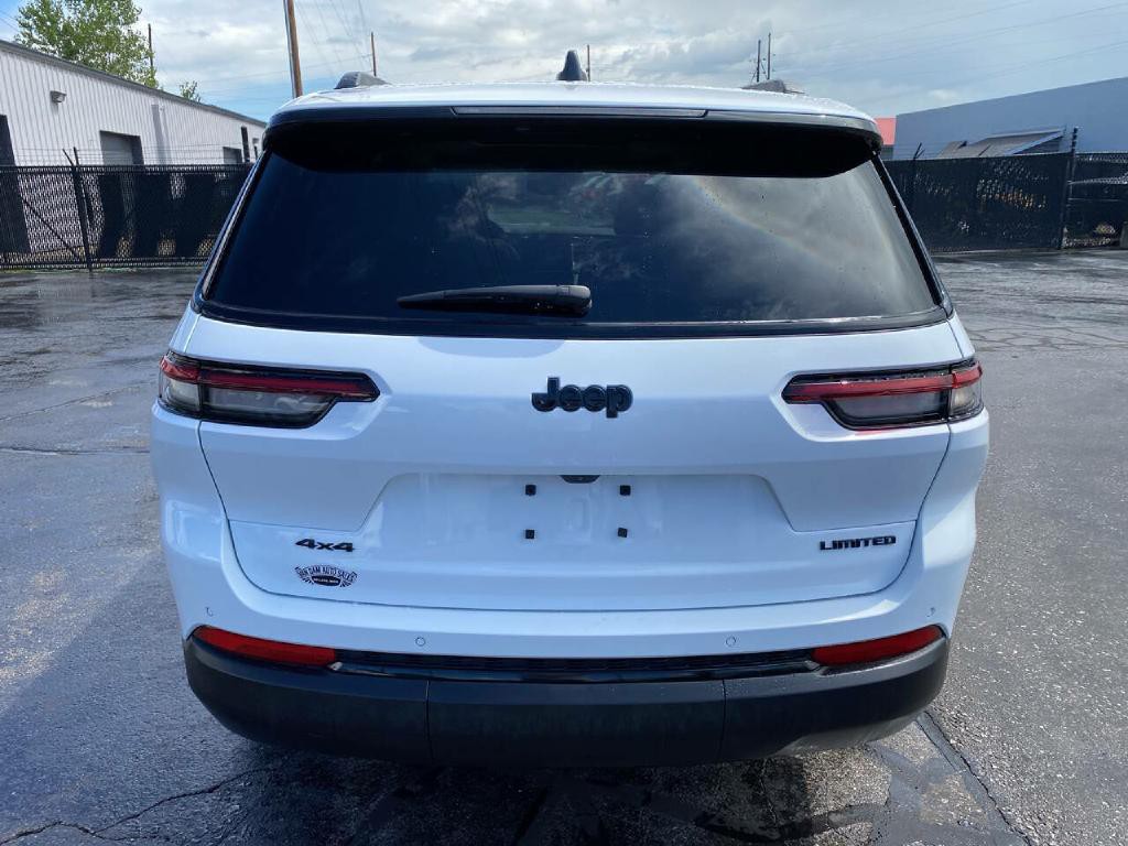 2023 Jeep Grand Cherokee Image 10