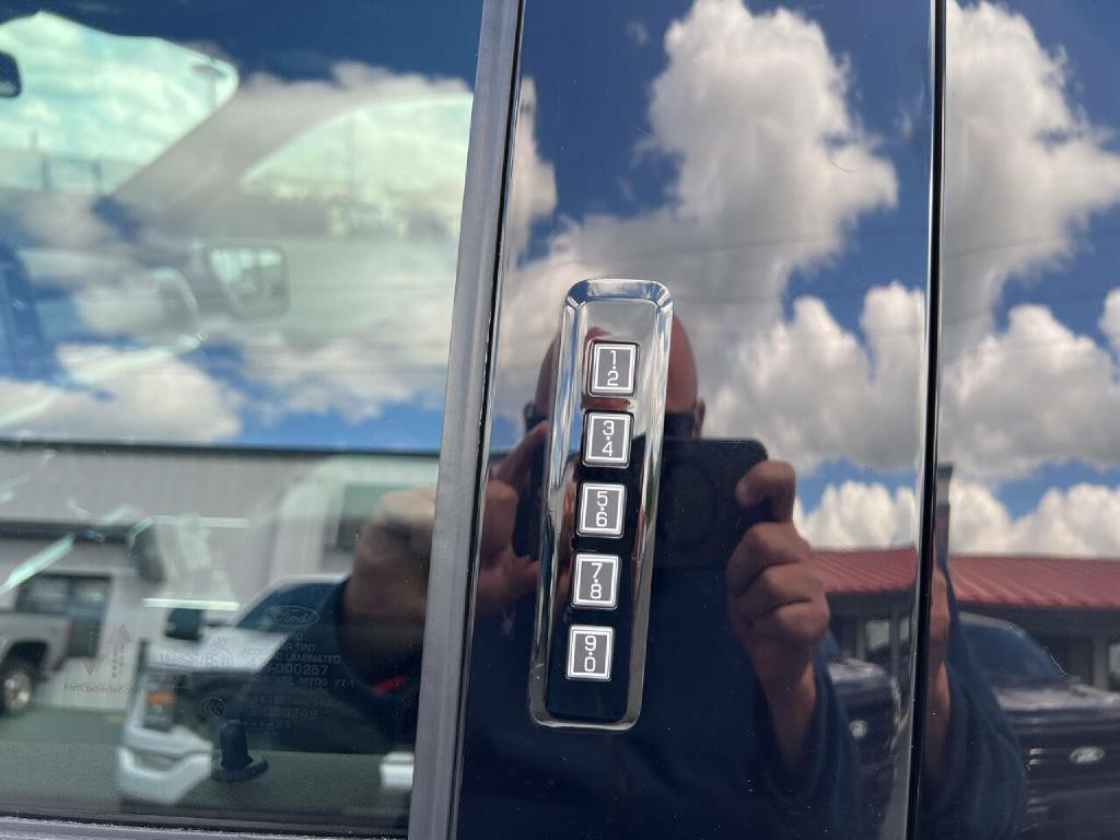 2023 Ford F-150 Image 11