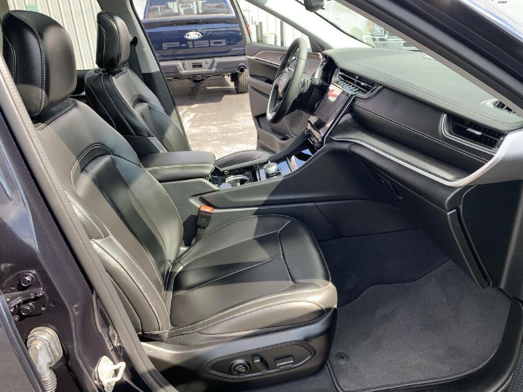 2023 Jeep Grand Cherokee Image 28