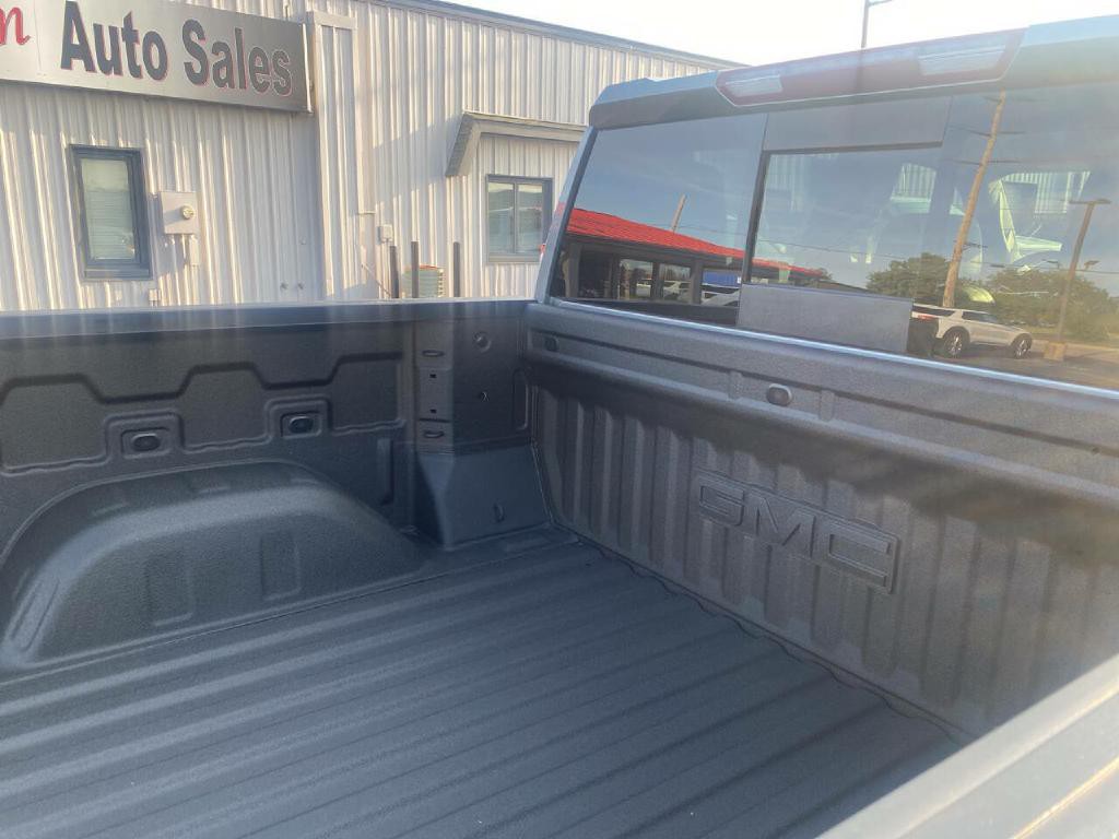 2025 GMC Sierra 1500 Image 12