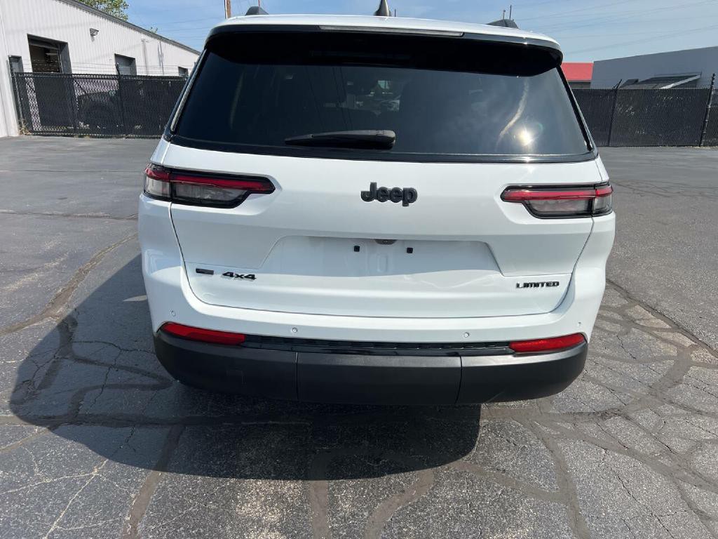 2023 Jeep Grand Cherokee Image 8
