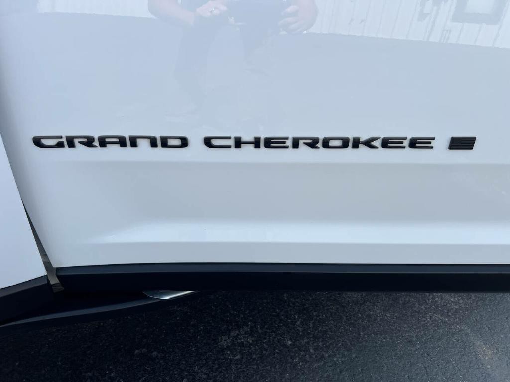 2023 Jeep Grand Cherokee Image 26
