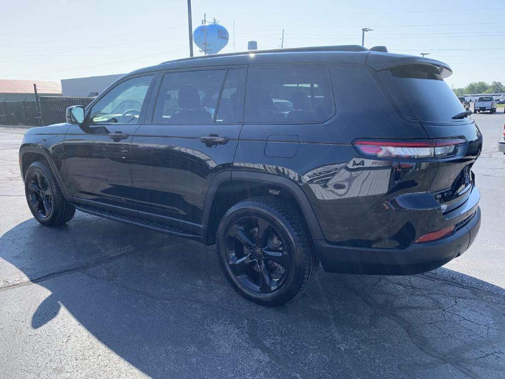 2023 Jeep Grand Cherokee Image 7