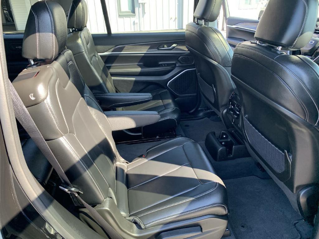 2023 Jeep Grand Cherokee Image 31