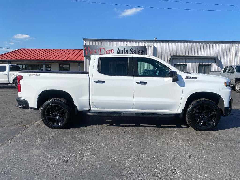 2022 Chevrolet Silverado 1500 Image 2