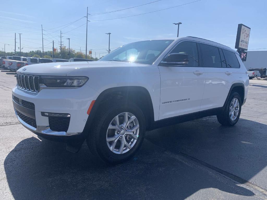 2023 Jeep Grand Cherokee Image 3