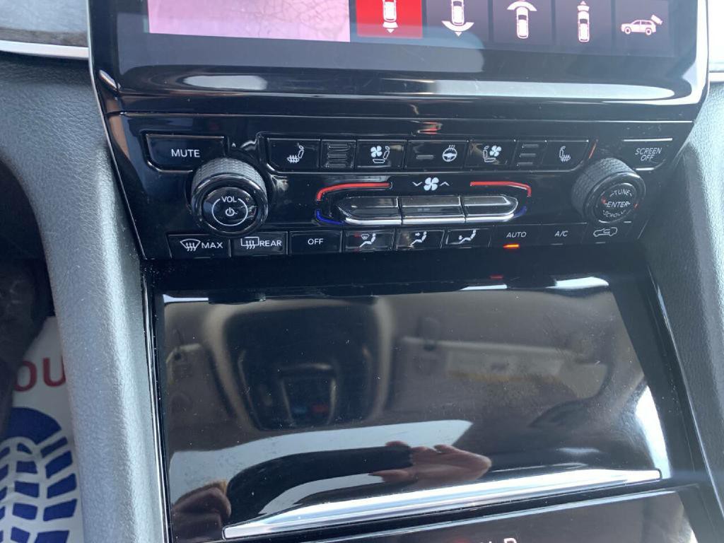 2023 Jeep Grand Cherokee Image 19
