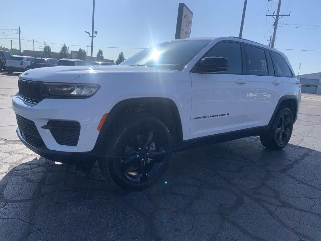 2024 Jeep Grand Cherokee Image 4