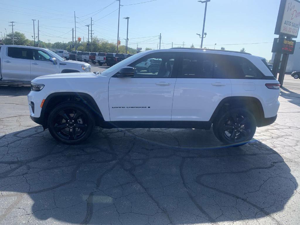 2024 Jeep Grand Cherokee Image 6
