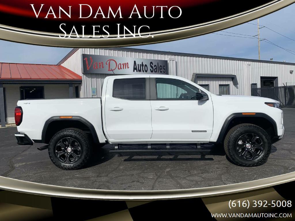 2024 GMC Canyon Image 1