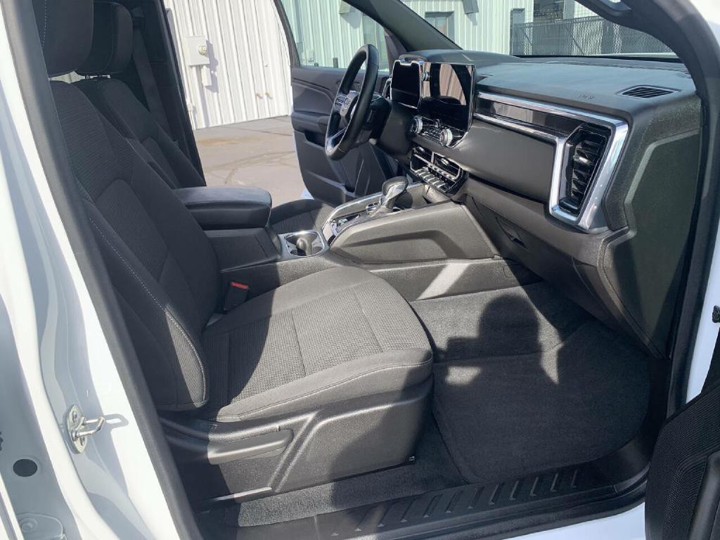 2024 GMC Canyon Image 23
