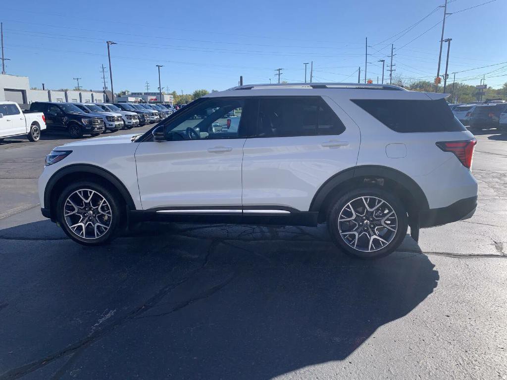 2025 Ford Explorer Image 5