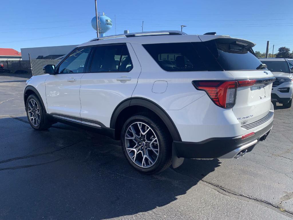 2025 Ford Explorer Image 6