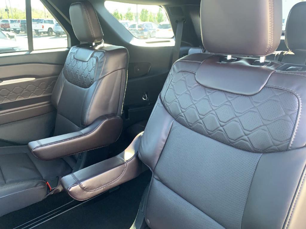 2025 Ford Explorer Image 23