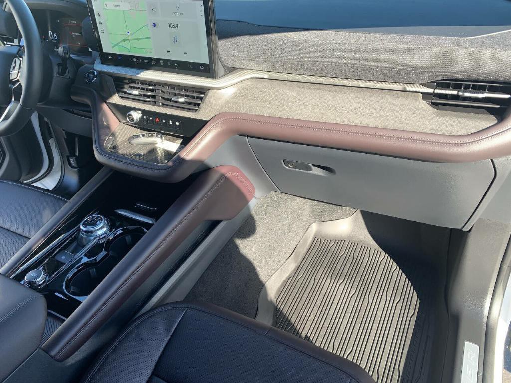 2025 Ford Explorer Image 32