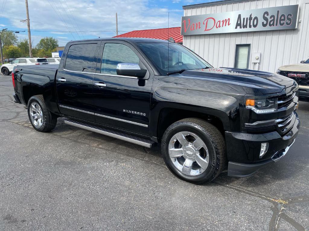 2018 Chevrolet Silverado 1500 Image 2
