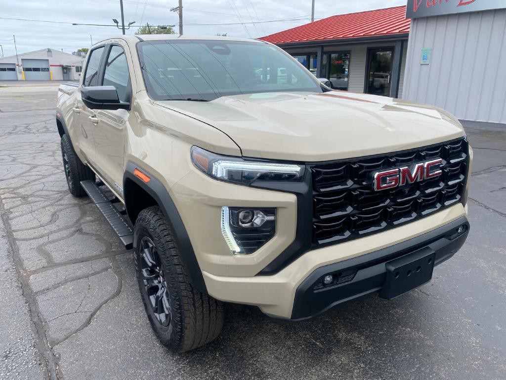 2024 GMC Canyon Image 3