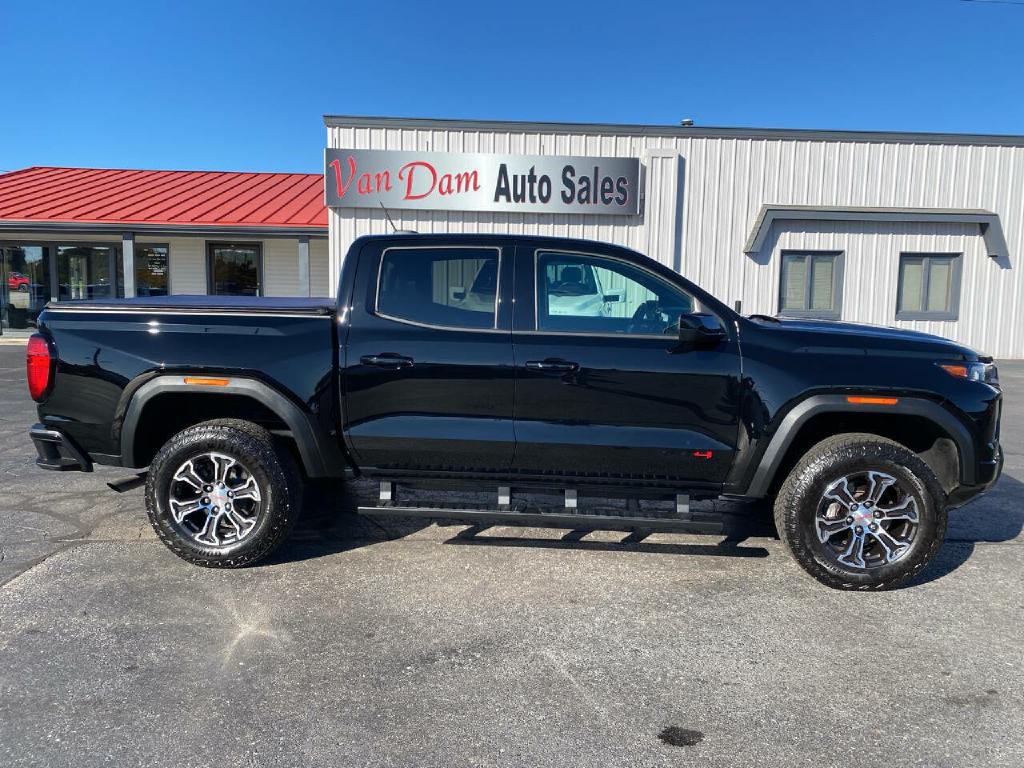 2023 GMC Canyon Image 1