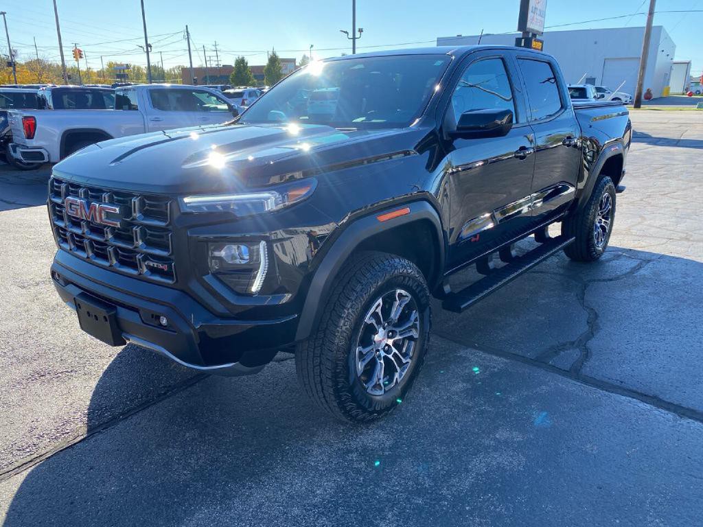 2023 GMC Canyon Image 5