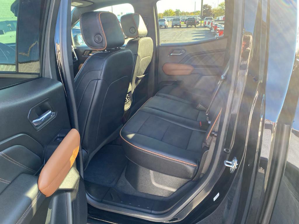 2023 GMC Canyon Image 15