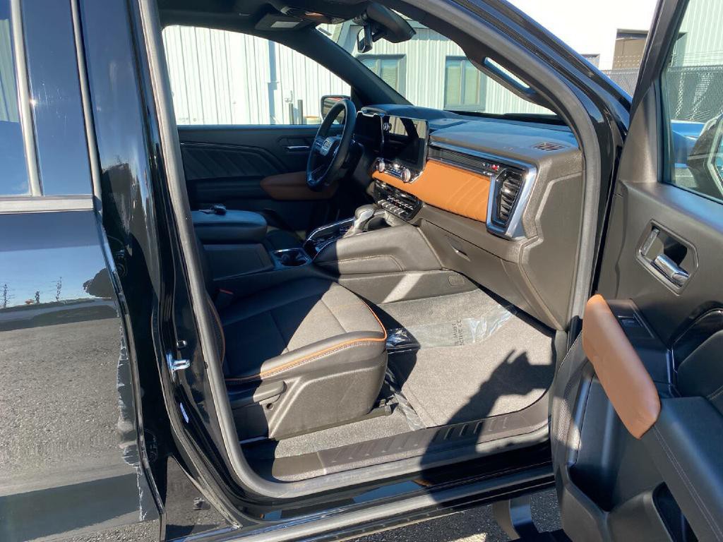 2023 GMC Canyon Image 21
