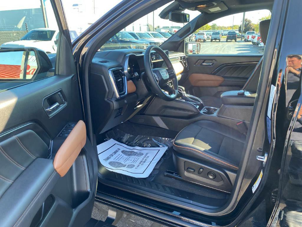 2023 GMC Canyon Image 23