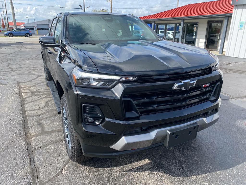 2024 Chevrolet Colorado Image 3