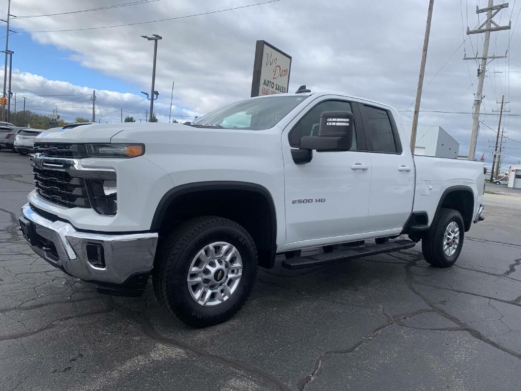 2024 Chevrolet Silverado 1500 Image 5