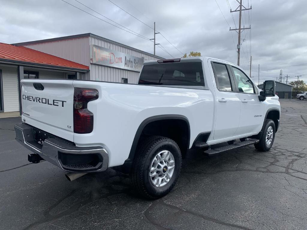 2024 Chevrolet Silverado 1500 Image 9