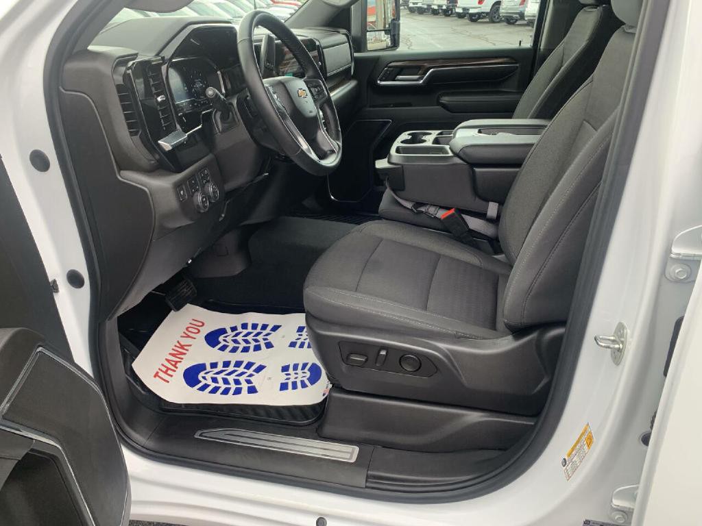 2024 Chevrolet Silverado 1500 Image 11