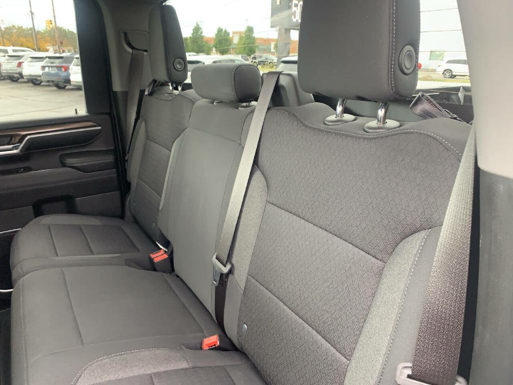 2024 Chevrolet Silverado 1500 Image 24