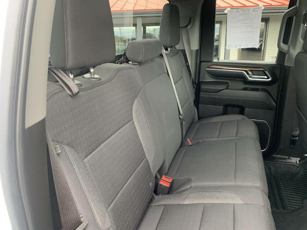 2024 Chevrolet Silverado 1500 Image 32