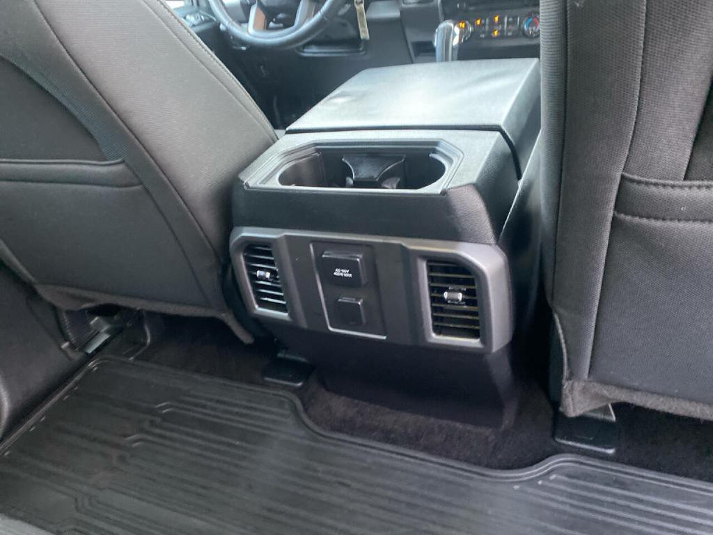 2015 Ford F-150 Image 18