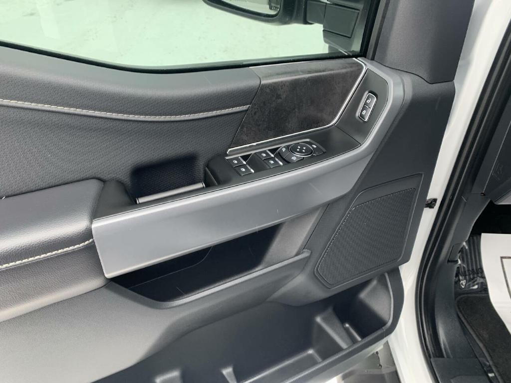 2025 Ford F-150 Image 11