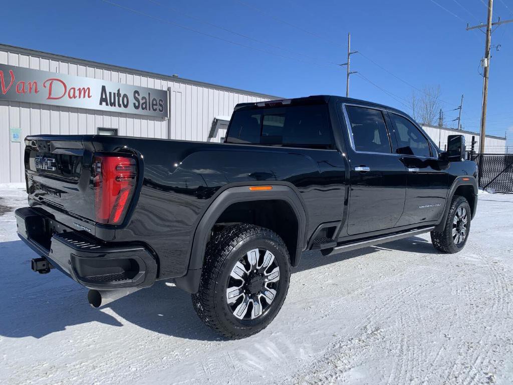 2025 GMC Sierra 2500 Image 8