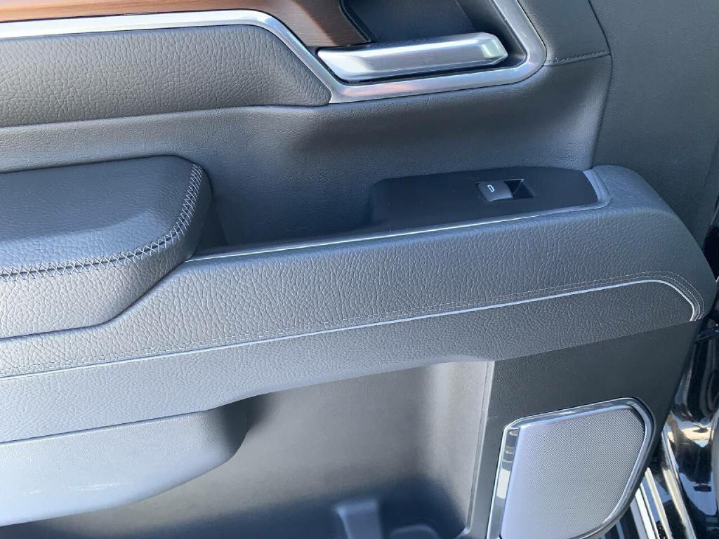 2025 GMC Sierra 2500 Image 27