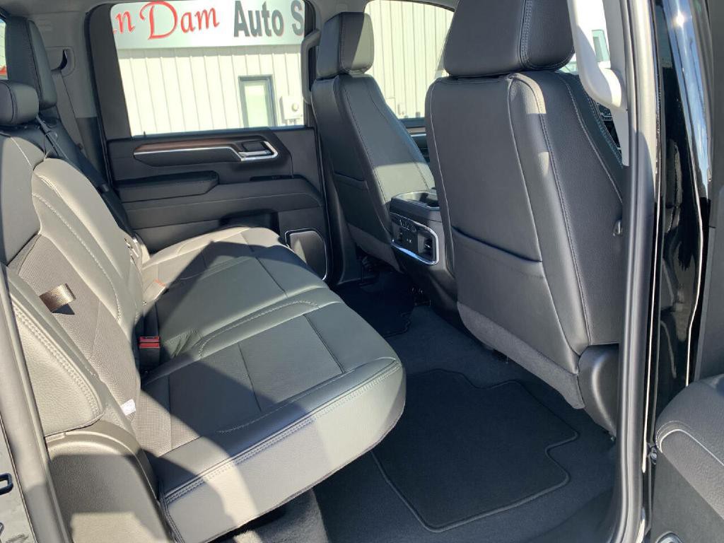 2025 GMC Sierra 2500 Image 28