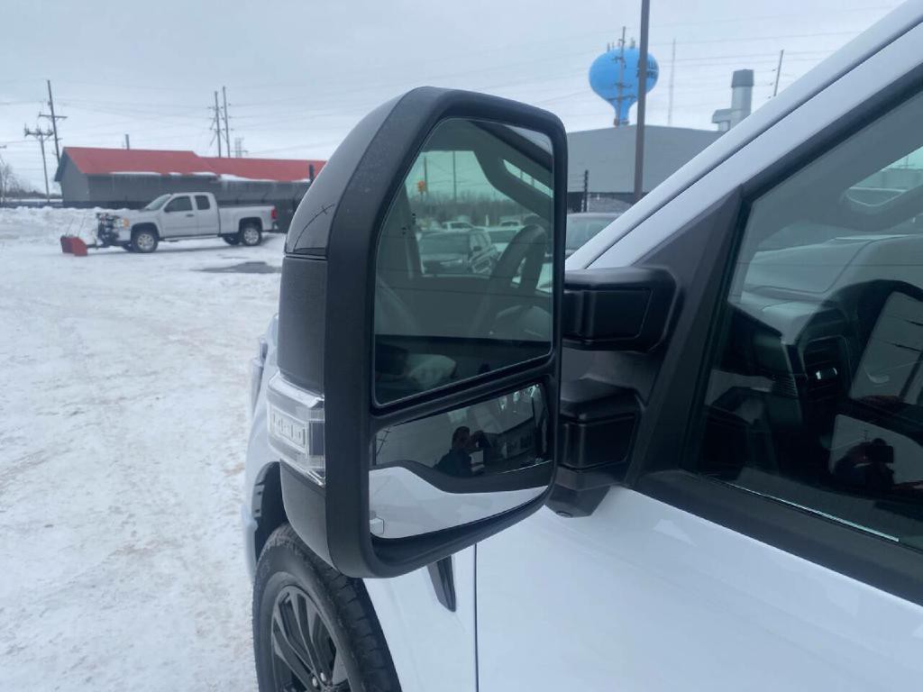 2025 Ford F-150 Image 12