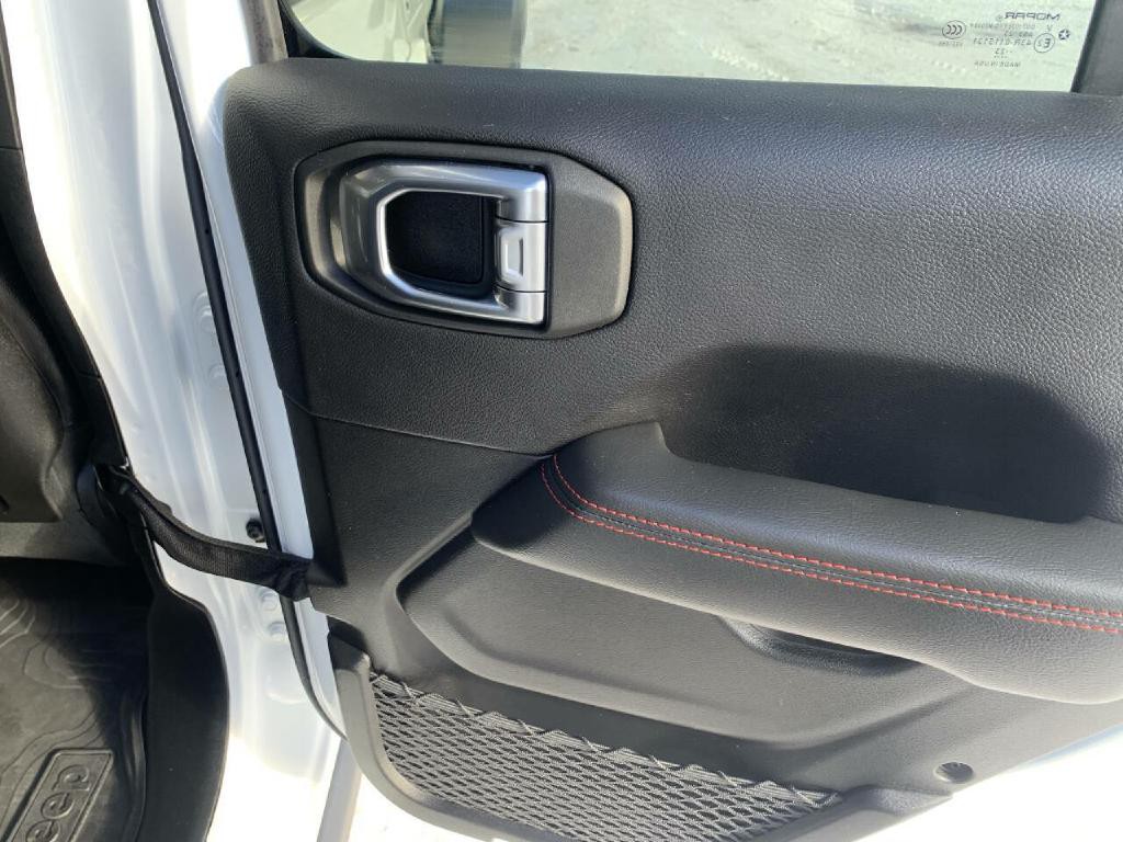 2023 Jeep Wrangler Image 30