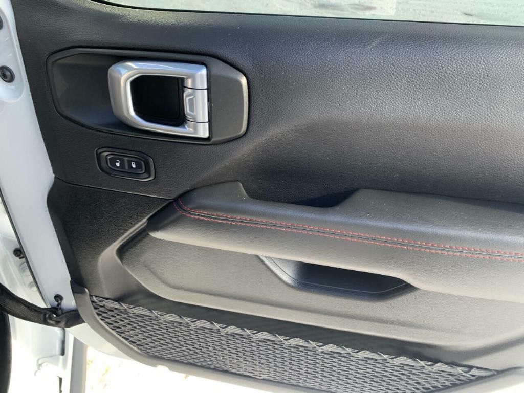 2023 Jeep Wrangler Image 33