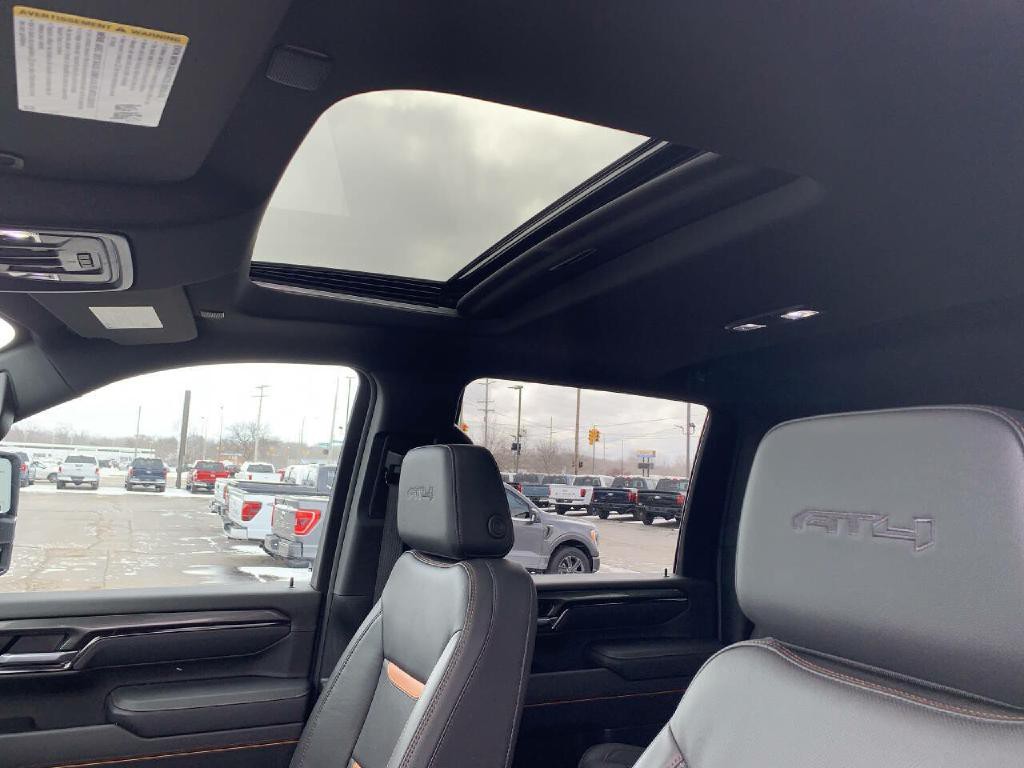 2025 GMC Sierra 2500 Image 14