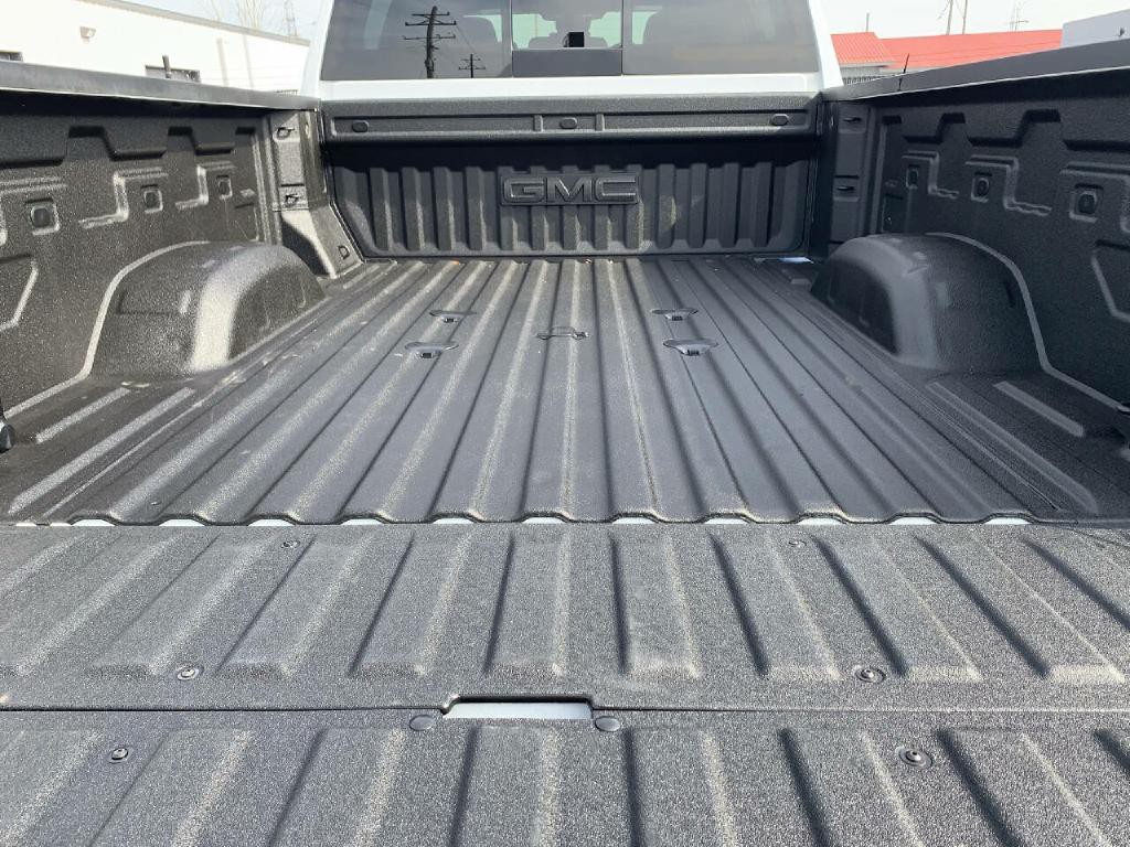 2025 GMC Sierra 3500 Image 10